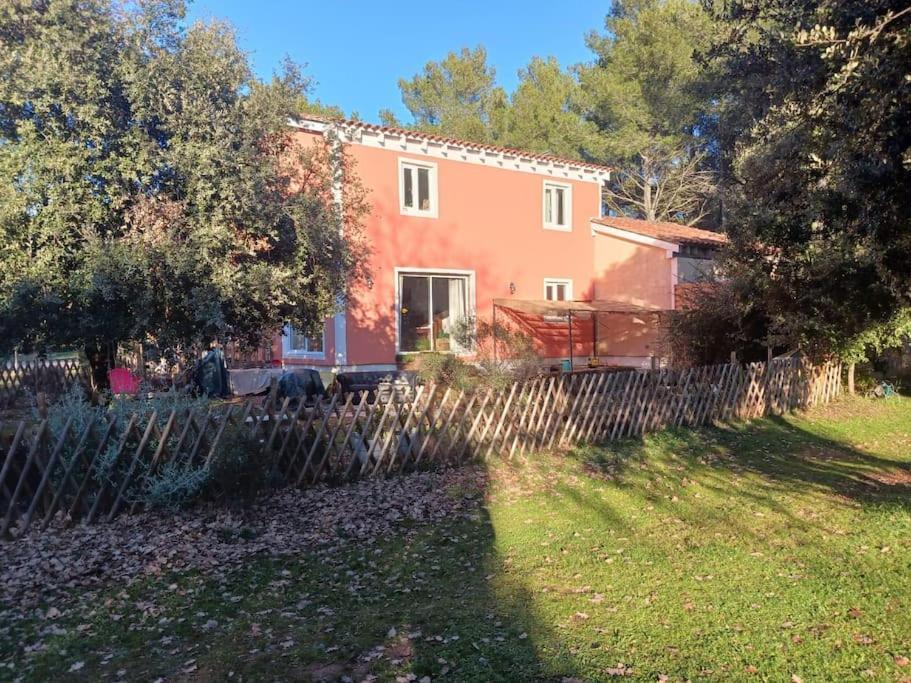 Maison Type 4 Et Jardin Spacieux Signes Exteriör bild